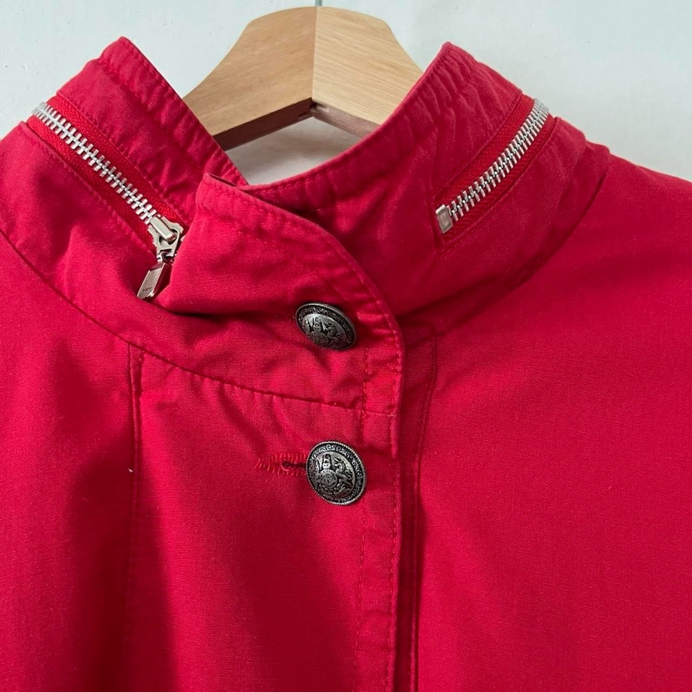 Red Jacket - Picture 4 of 8